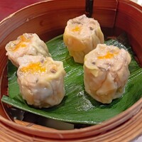萬珍樓 本店 - 香港式海老焼売 880円(税込)