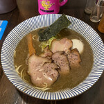 らーめん　こてつ - 特製ラーメンの煮干し変更。煮干し変更マジ旨い。めっちゃ煮干し