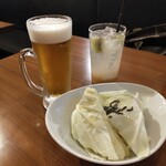 ミライザカ - 料理写真:お通しのキャベツ