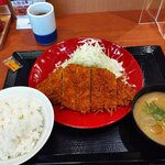 かつや - ロースカツ定食を食うことに