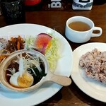 SHINY MOUNTAIN - 日替わりランチ 850円税込(里芋のコロッケと角煮)
