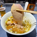 うずとかみなり - こちらも祐貴さんが仕込んだ黒豚のロースチャーシュー