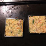 津久井 - ご飯はまぜまぜして型に入れて焼く。これも初。