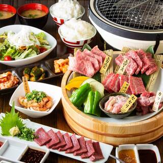 当店の飲み放題コースは4500円からご用意致しております♪