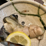 ぎをん 津崎 - 焼き牡蠣