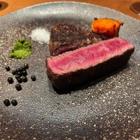 FORNO - 本丸、ステーキ。シンシンとランプ。