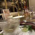 トゥ・ラ・ジョア イズム - 