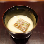 瞬 - 舞茸葛餅白味噌和え