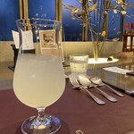 トゥ・ラ・ジョア イズム - 