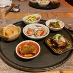 Fu-fu shisen - ６種の前菜の盛り合わせ