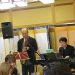 I Shoku Tei Tou Chuu - ジャズの生演奏。