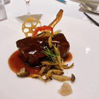 カントニーズ 燕 - 