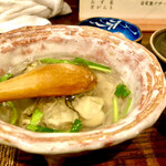 Konakara - 名物　牡蠣のおでん　スッキリ出汁で美味しい