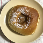 たま木亭 - キャラメルクリームパン（220円）