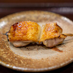 鳥田中 - 熊本地鶏の先がソリレス、 手前がアカ