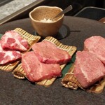 西麻布 焼肉 X - この厚み＼(^o^)／