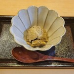 鮨駒 - ◆デザート(ほうじ茶のアイス)