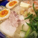 塩そば専門店 桑ばら - 濃縮香箱蟹出汁と白子バターの塩そば