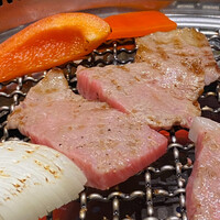 飛騨牛一頭家 馬喰一代 長良本家 - トモサンカク