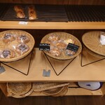焼きたてパンの店 フレンド - 