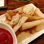 BEER CAFE GAMBRINUS - フライドポテト