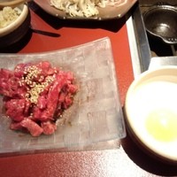 焼肉 天 がむしゃら - 炙りユッケ