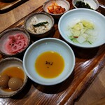 韓食 古家 - セットの前菜