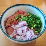 ボウルズキッチンオハナ - ローストビーフ丼