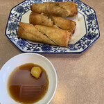 中国料理 恵莉華 - 海老、叉焼入り春巻き(3本)