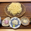 蕎麦切り　稲おか - 料理写真:おせいろとゆずきりそばの二色盛り。1100円。おせいろとは、別盛り。