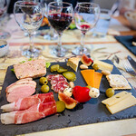 Chez PHILOU - ボジョレーイベント／スペシャル・シャルキュトリー＆チーズプラッター