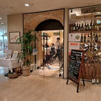 マンジャーモ - 外観