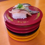 Sushiro - 『〆鯖・塩〆いわし・真鯖 3貫盛り』