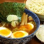 つきみ野大勝軒 - 【大勝軒つけ麺】大勝軒の定番メニュー！豚骨醤油と太麺の相性の良さに思わず驚嘆♪金太郎のオリジナル版もあります