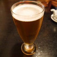 寿司英 - ビール（泡がない…）