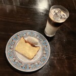 Coffee&chocolate Marley - 自家製チーズテリーヌ / アイスカフェオレ