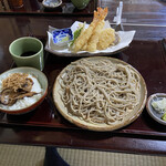 Jyuuwari Te Uchi Soba Soba Dokoro Dodo Momo - 