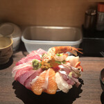 Tsukiji De Dondon - 