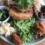 カメイノ食堂 - ナシゴレンのお惣菜　権助