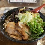 Genkotsu Ramen - 野菜盛りらーめん￥780