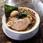 自家製麺 ら～めん かり屋 - 底引きたまり中華そば