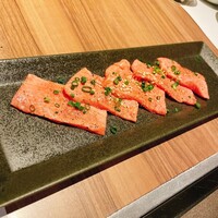 焼肉ダイニング MEGUMI 本店 - 