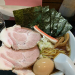 一条流がんこ総本家分家四谷荒木町 - 上品醤油