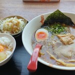 Ramen Tei Rakunomi Tei Hinata - 