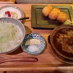 Kushidokoro Kobayashi - 〆の一本－ミルフィーユカツ 白米、土手煮、キャベツ 甘味－白あんと甘納豆