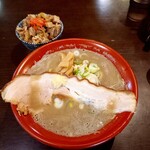にぼshin. - にぼ味噌ミニ丼セット 1050円