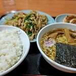 点心拉満 - 肉野菜炒め定食(セット)