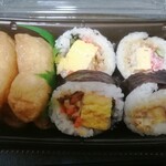 セブンイレブン - 料理写真:2種の太巻きといなりの詰め合わせ