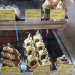 ル ガリュウＭ - ここのは買ってない。バナナのタルトは昔食べて美味かった。