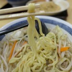 Yamada Udon - （2022/10月）野菜たっぷりタンメンの麺